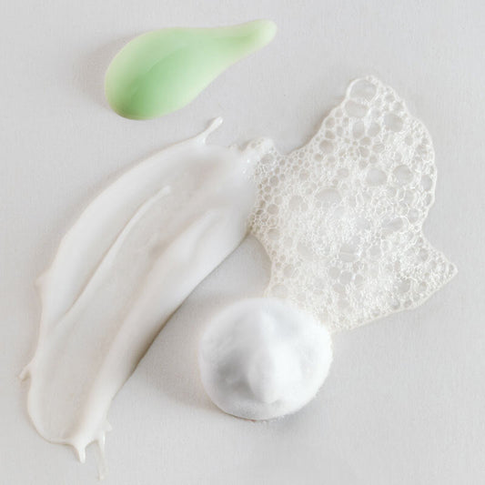 Minimalistische Korean-Skincare-Routine zusammenstellen